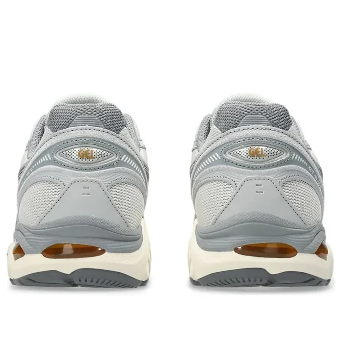 GT-2160 „Cream Carbon”