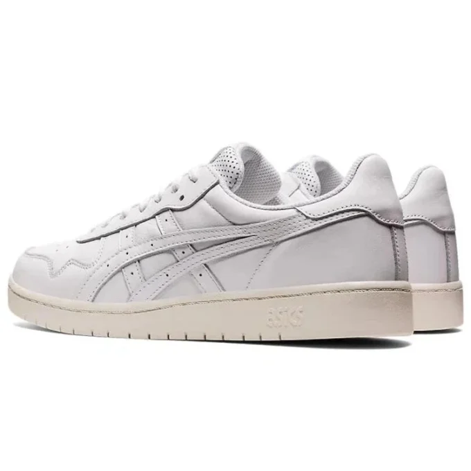 Japan S „Triple White”