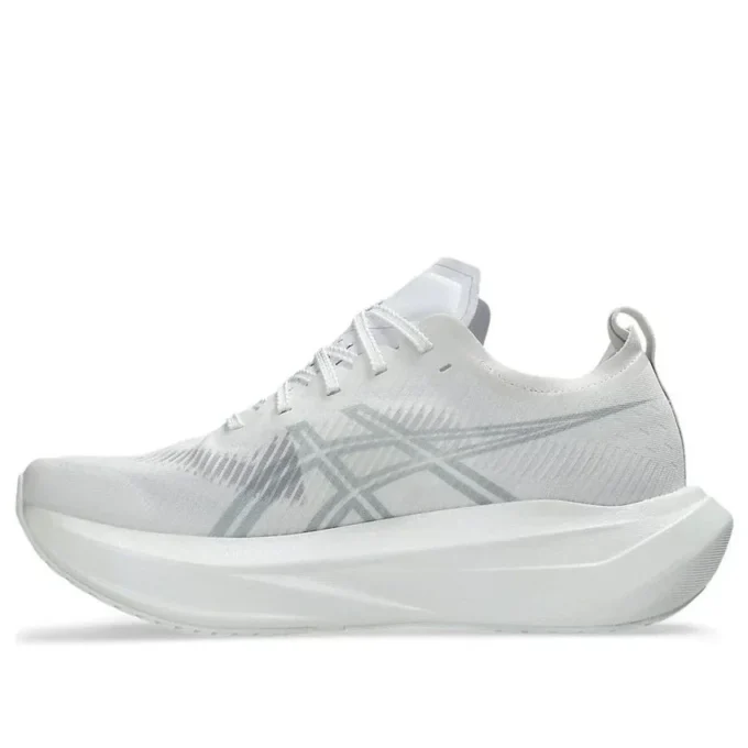 Megablast „Alb Gri Piedmont”