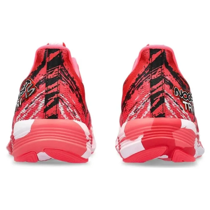 Noosa Tri 15 „Avant Garde – Electric Red”