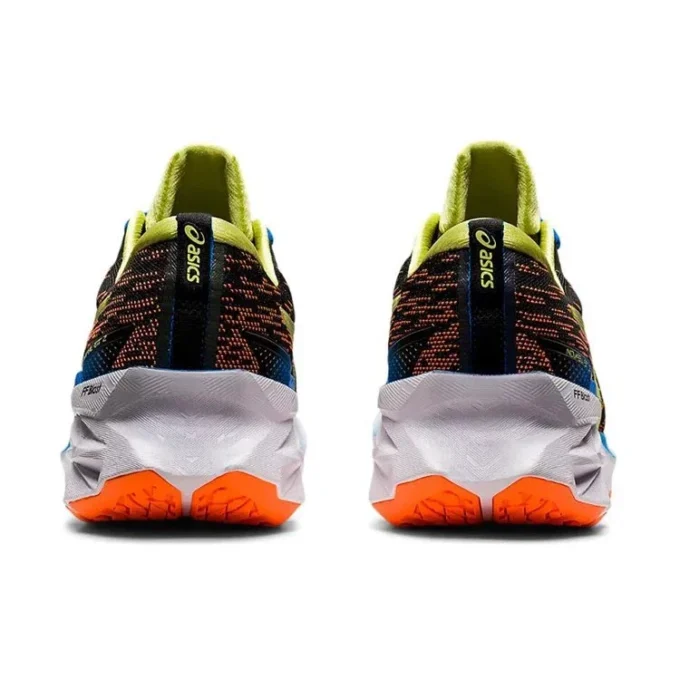 Novablast 2 „Black Shocking Orange”