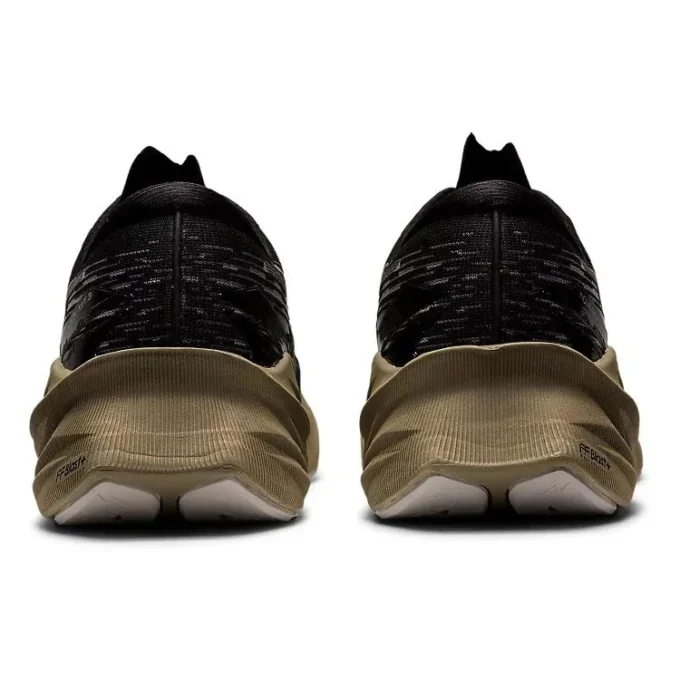 Novablast 3 „Black Mink”