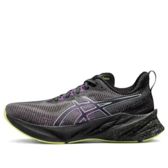 Novablast 3 LE „Black Cyber Grape”