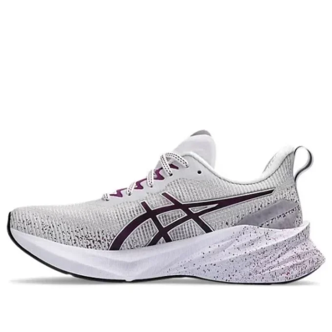 Novablast 3 LE „Lilac Hint Deep Mauve”