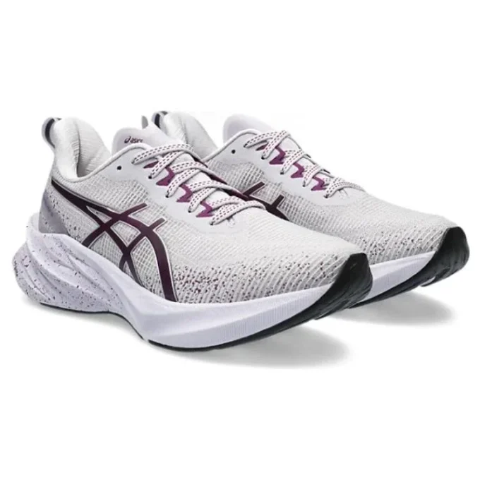 Novablast 3 LE „Lilac Hint Deep Mauve”