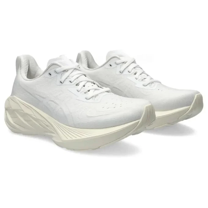 Novablast 4 „Alb crem”