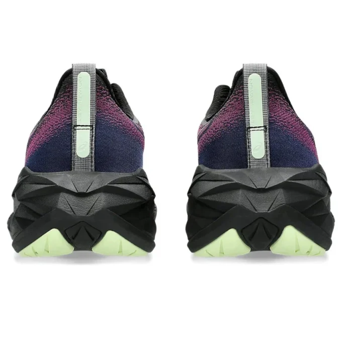 Novablast 4 „Black Purple”