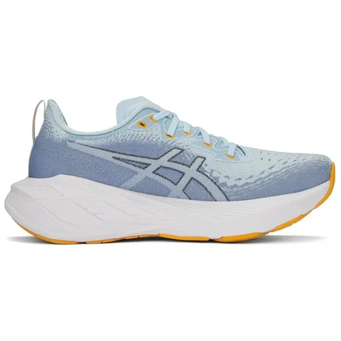 Novablast 4 „Light Blue Navy”
