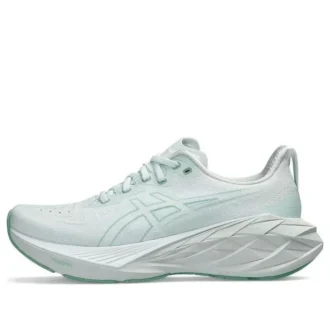 Novablast 4 „Pale Mint White”