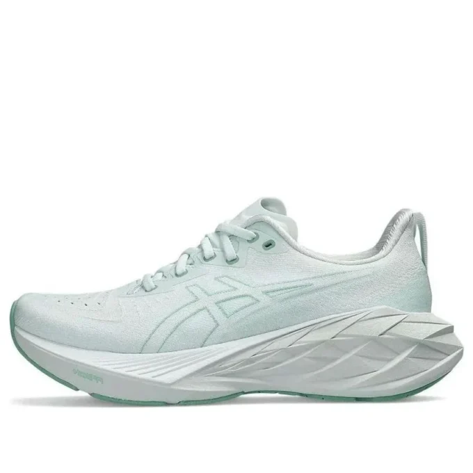 Novablast 4 „Pale Mint White”