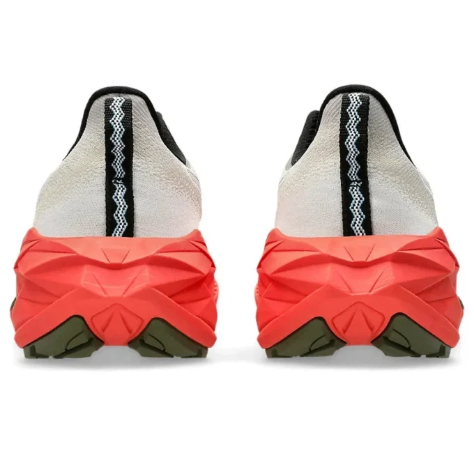Novablast 4 TR „Nature Bathing Red Snapper”