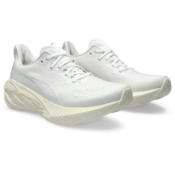 Novablast 4 „White Beige”
