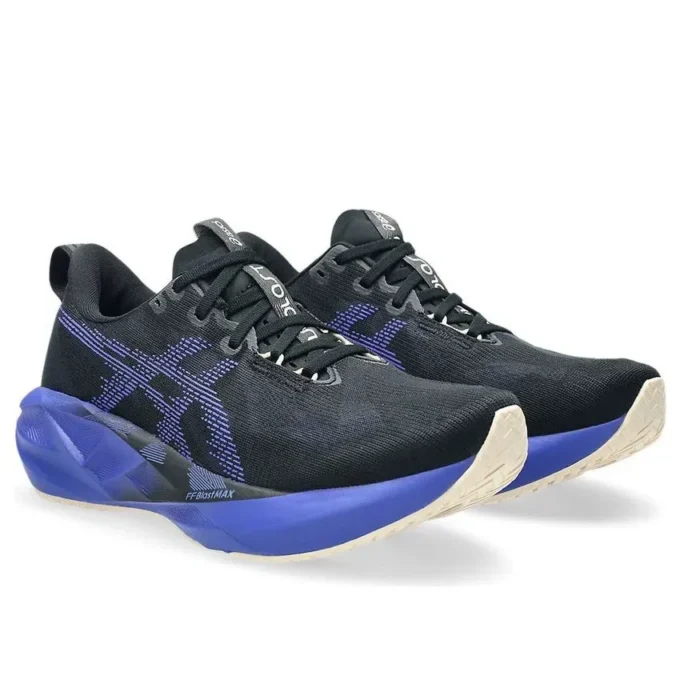 Novablast 5 2E Wide „Black Cobalt Burst”