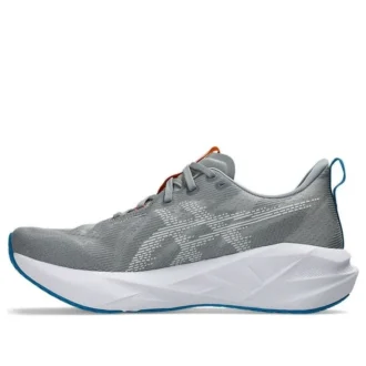 Novablast 5 2E Wide „Gravel White”