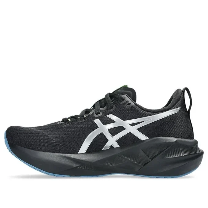 Novablast 5 Luxe „Luxe Black”