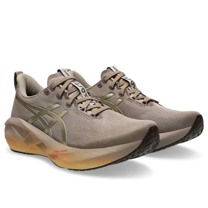 Novablast 5 „Luxe Taupe Grey”