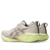 Novablast 5 „Mineral Beige Taupe Grey”