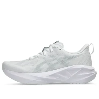 Novablast 5 „White Piedmont Grey”