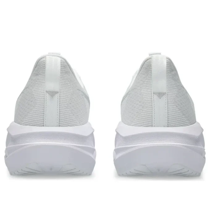 Novablast 5 „White Piedmont Grey”