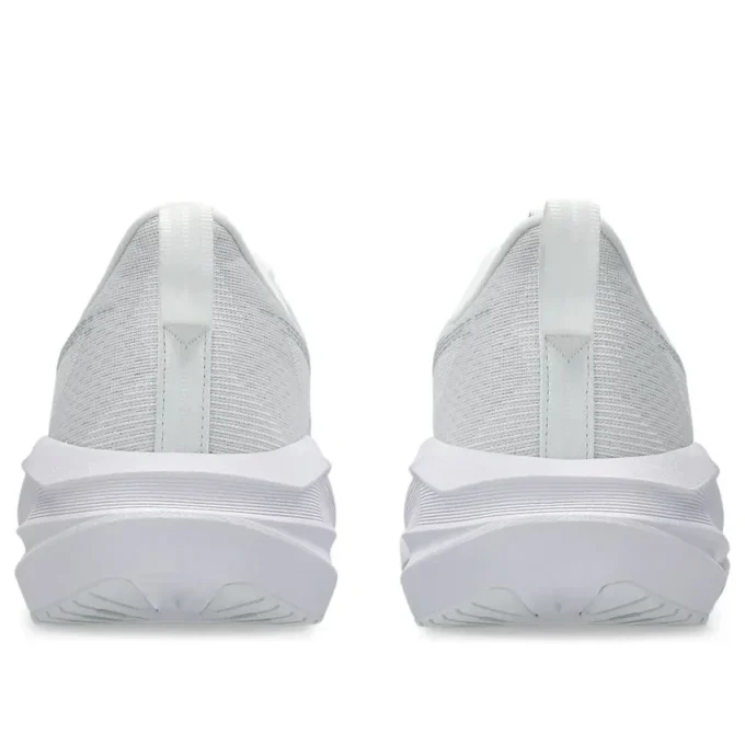 Novablast 5 „White Piedmont Grey”