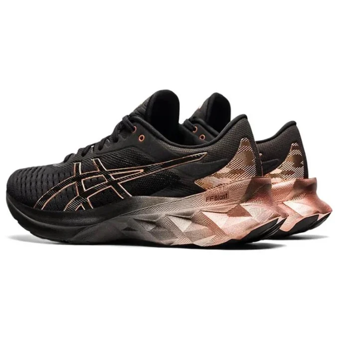 Novablast „Black Rose Gold”