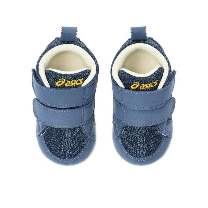 Primul MC „Dark Blue”