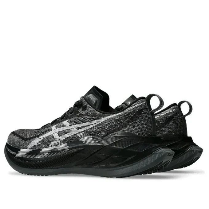 Superblast 2 „Black White”